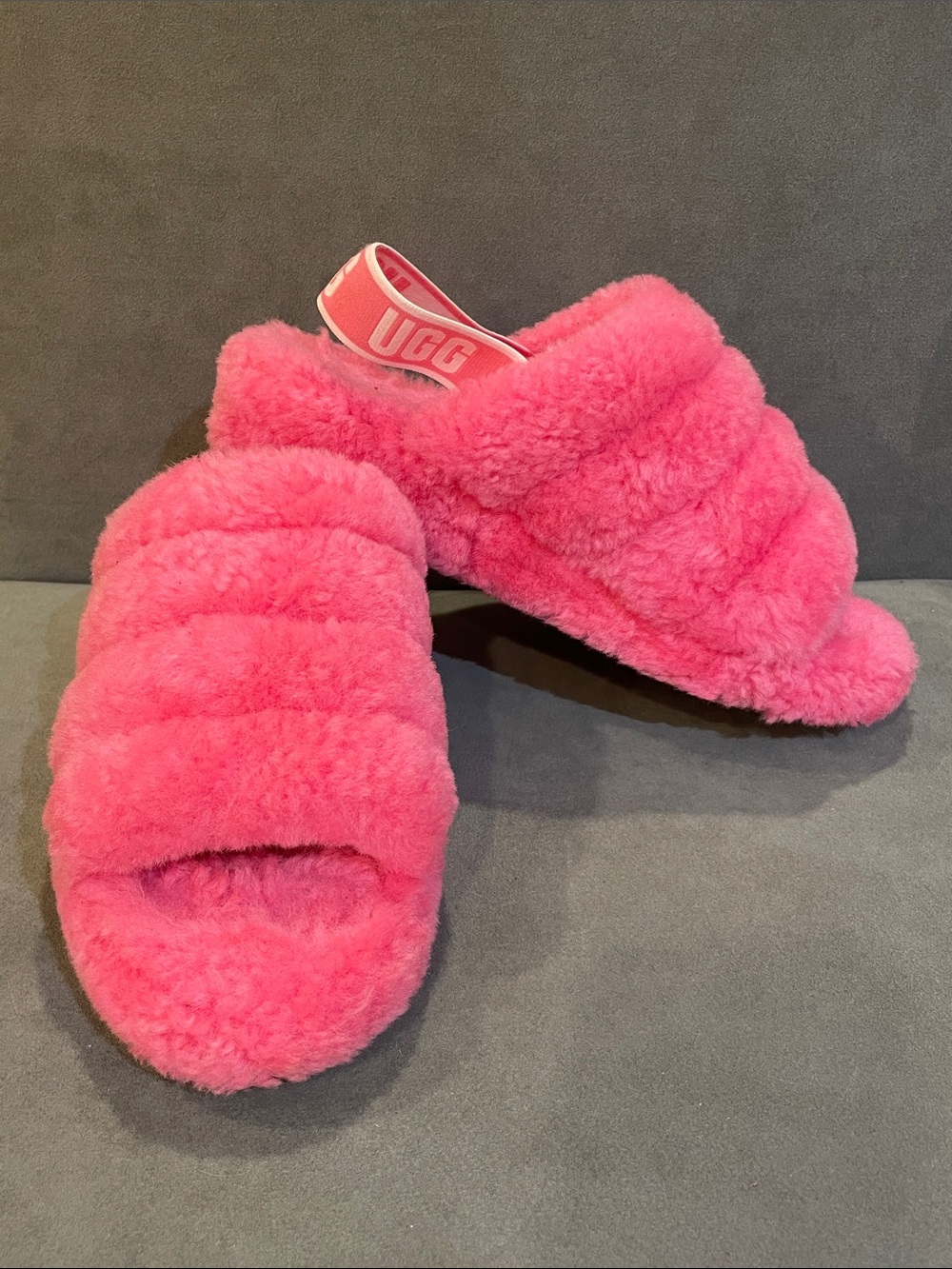UGG Fluff Yeah 10 Slide Slippers Hot Pink Shearling Cozy Fur Comfy